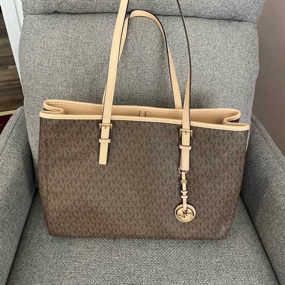 Michael Kors Handbags - Michael Kors Jet Set Brown and Tan Tote NWOT